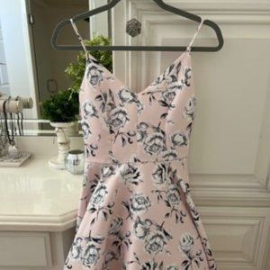 Dillard’s B. Darlin Pink Floral Junior Dress Size 3/4 New Without Tags
